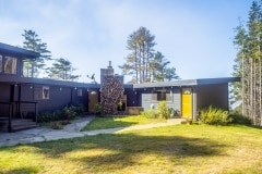 PA303562-small